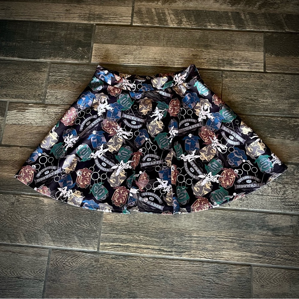 Harry Potter Hogwarts brown printed circle skater skirt L